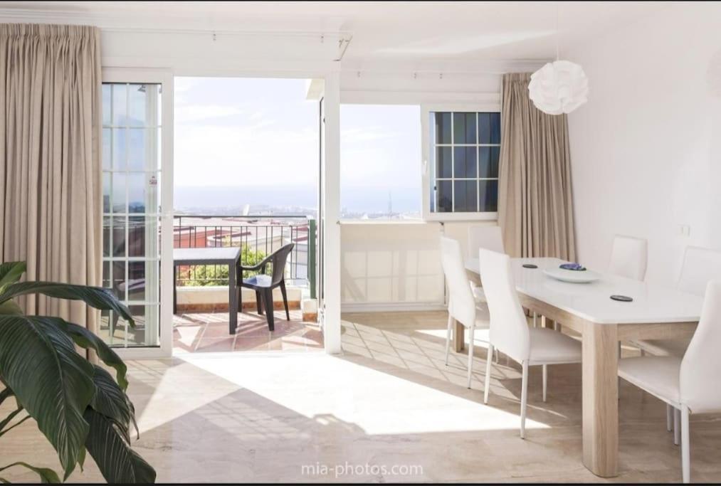 Private Pool 'Villa Vibe Tenerife' Sunset & Ocean View Chayofa المظهر الخارجي الصورة